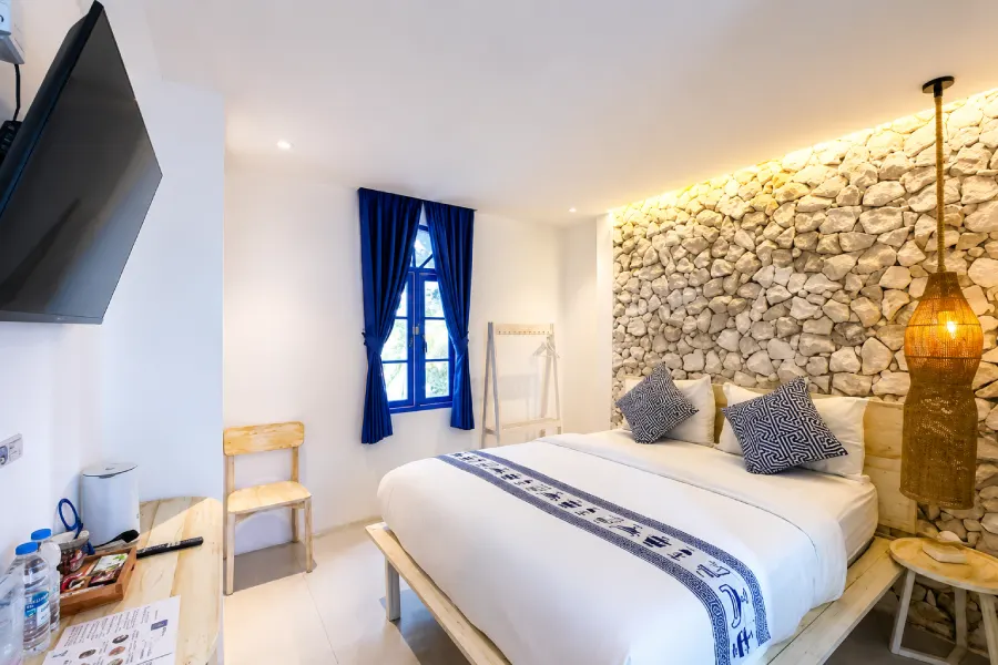 kamar little mykonos